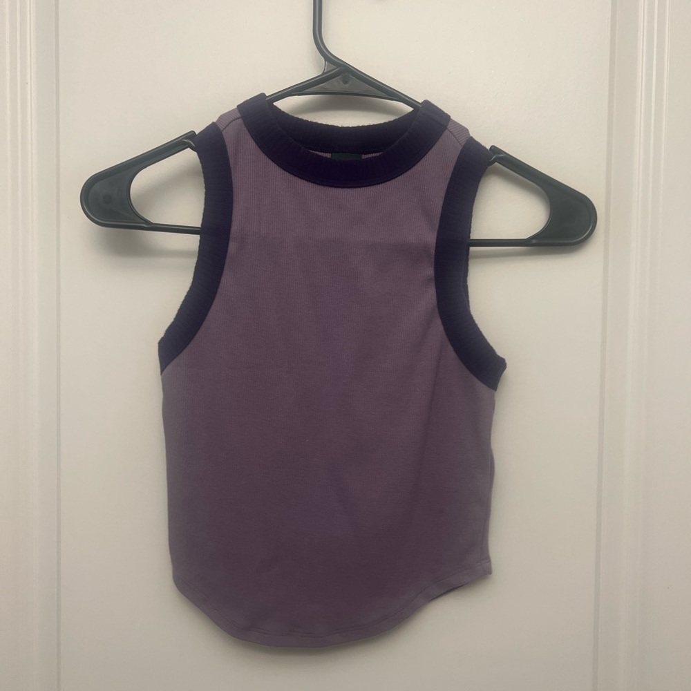 XS Wild Fable purple crop top
